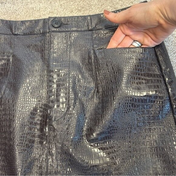 INC International Concepts Brown Reptile Embossed faux leather Pencil Skirt 6 - Picture 5 of 14